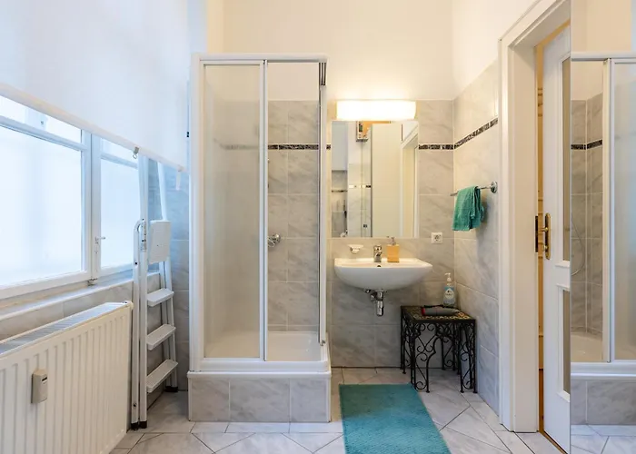 Apartman Superior - L'opera *