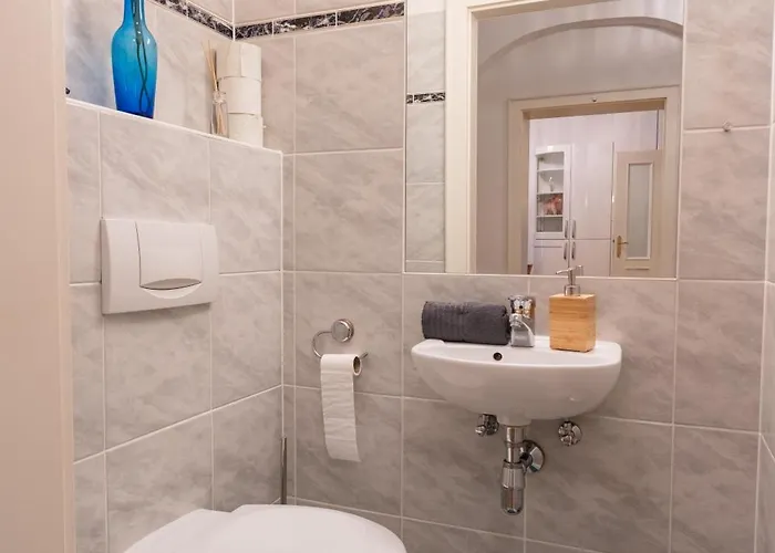 Apartman Superior - L'opera
