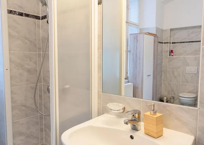 Superior - L'opera Apartman *